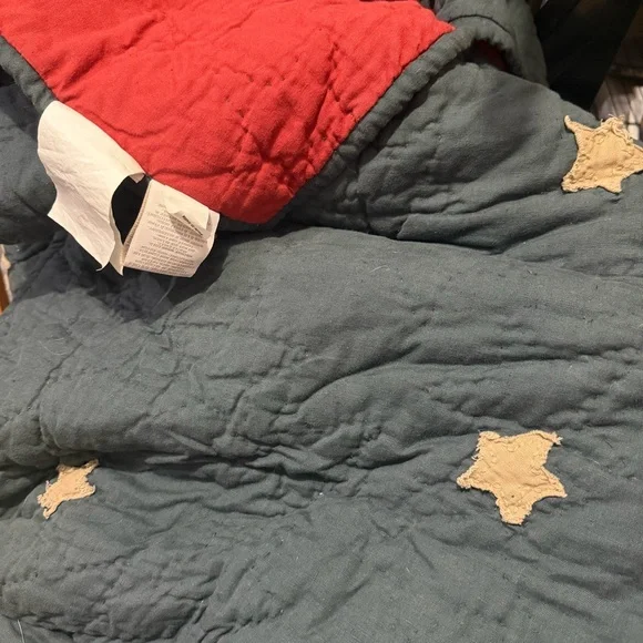 Restoration Hardware Vintage Stars Patterned Quilt - Picture 2 of 4